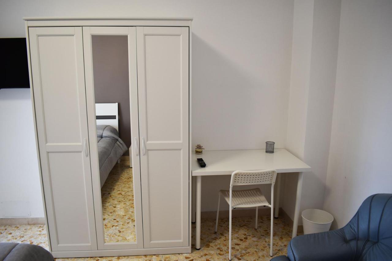Home Naples Napels